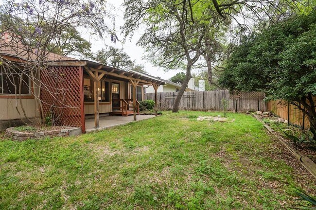 Building Photo - 3511 Lovage Dr