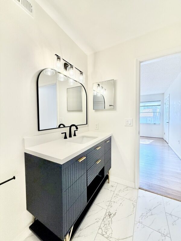 Building Photo - 2400 Feather Sound Dr