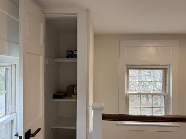 Building Photo - 141 Washington Rd