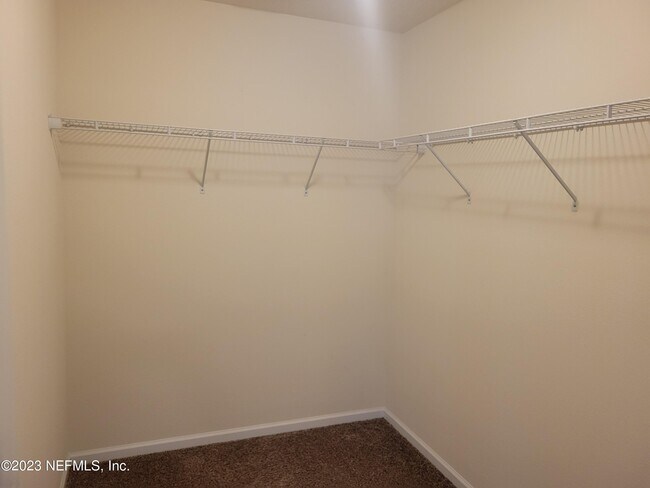 Building Photo - 7940 Meadow Walk Ln