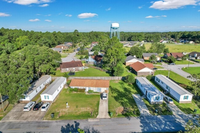 Building Photo - Mobile Home for Rent