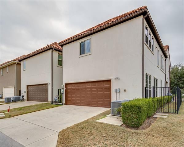 Building Photo - 528 Sandy Ln