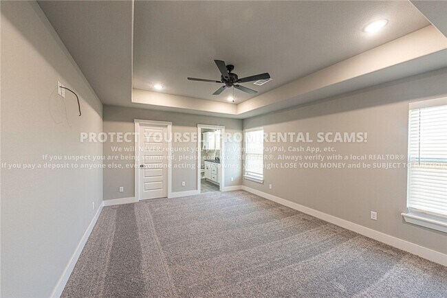 Building Photo - 45 W Pitts St