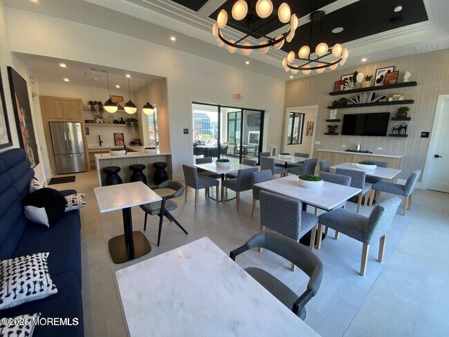 Building Photo - 23 Valiant Ct