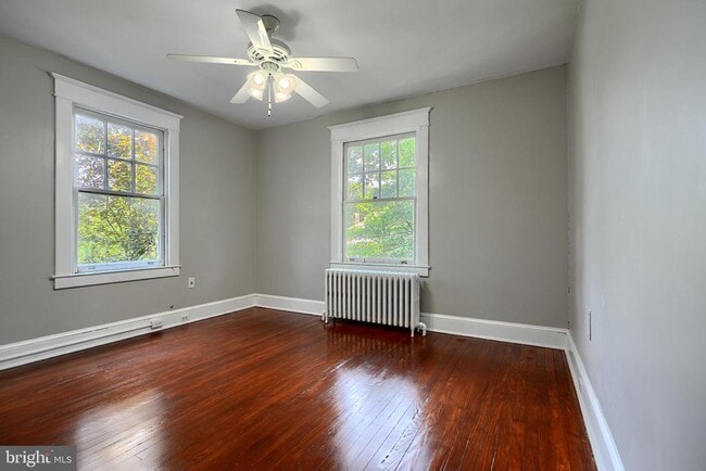 Building Photo - 720 Dryden Dr