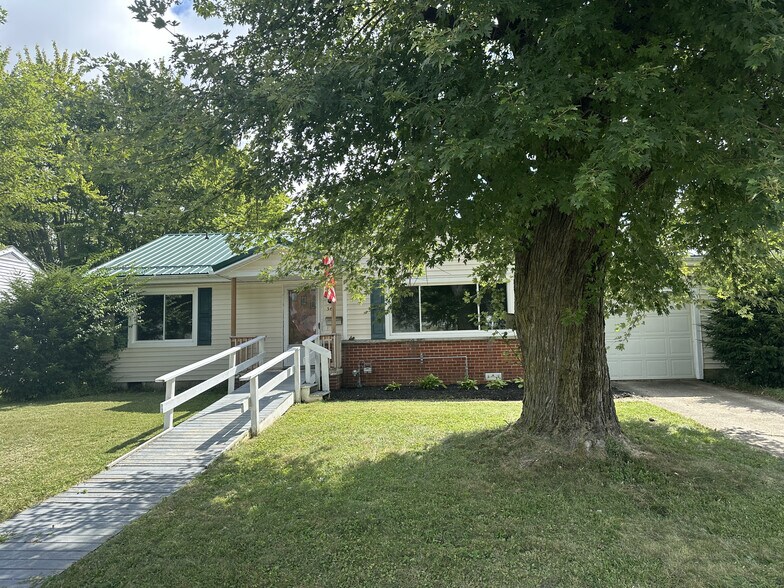 Building Photo - 368 Darbyshire Dr