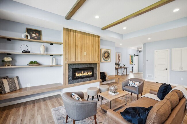 Building Photo - Stunning New Construction Home For Rent in White Bear Lake - One Level Living!