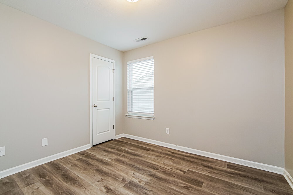 Building Photo - 442 Randolph Dr