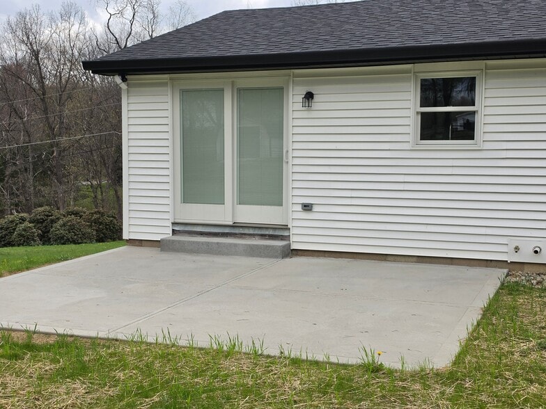 Building Photo - 111 Robinson Run Rd