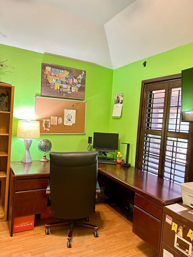 Building Photo - 1220 St John Loop