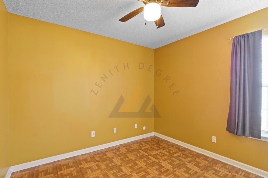 Building Photo - 114 Stoney Xing