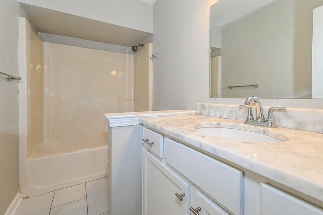 Building Photo - 5535 Liberty Ridge Cove