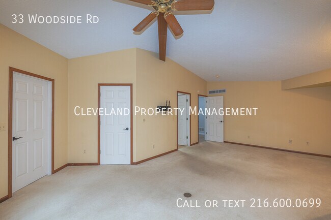 Building Photo - 33 Woodside Rd