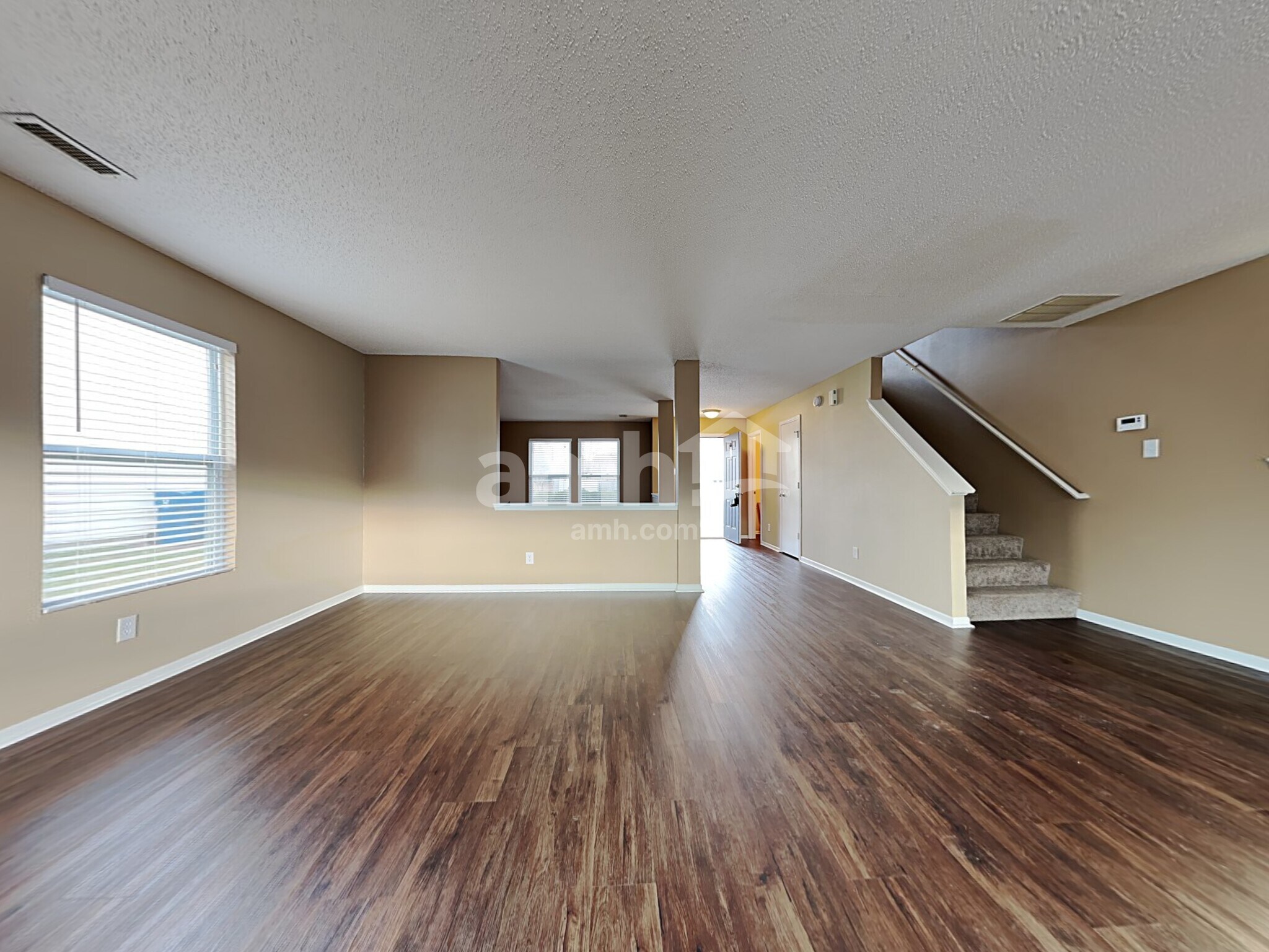 Building Photo - 15233 Beam St