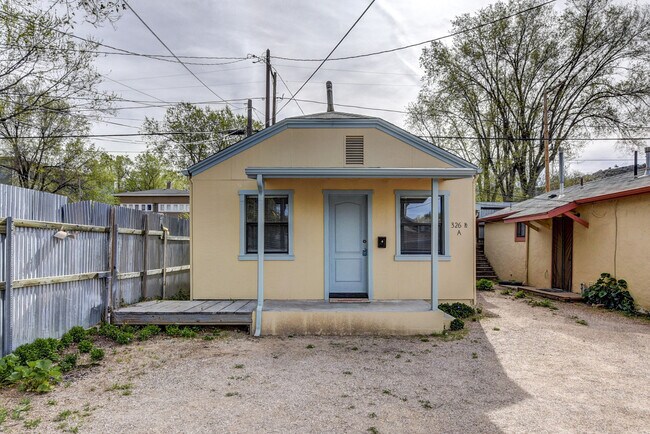 Primary Photo - 329 S Montezuma St