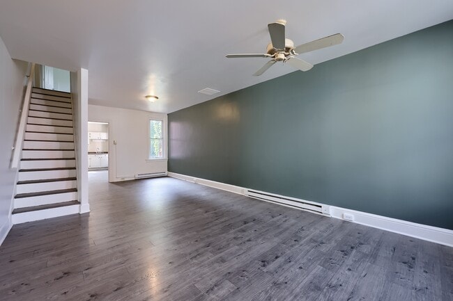 Building Photo - 464 Lafayette St