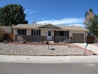 Building Photo - Updated 5 Bedroom House in Central Colorad...