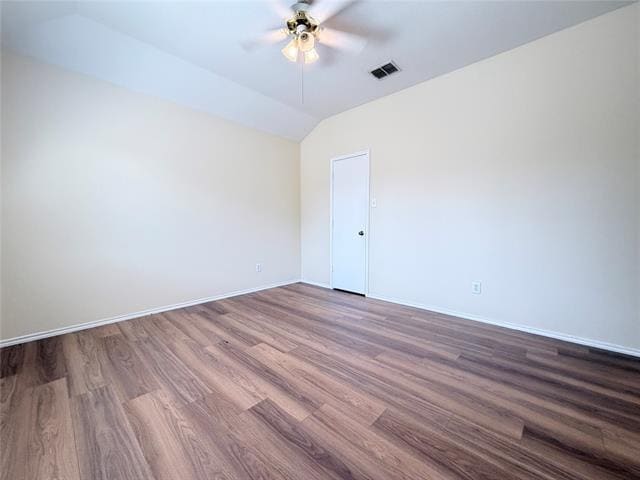 Building Photo - 1910 Pin Oak Ln