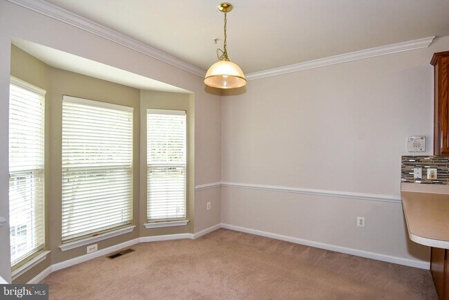 Building Photo - 15511 Kennett Square Way
