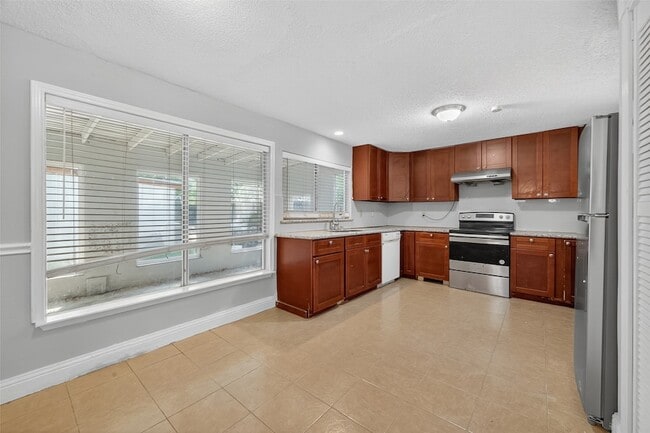 Building Photo - 7711 Del Glen Ln