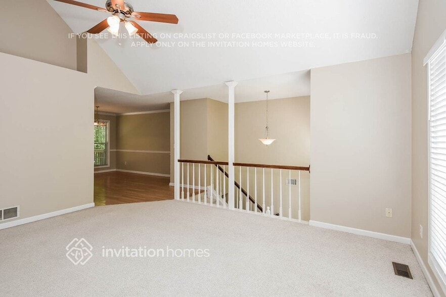 Building Photo - 110 Kenwood Dr