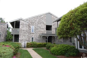 Building Photo - 4709 Cobblestone Dr