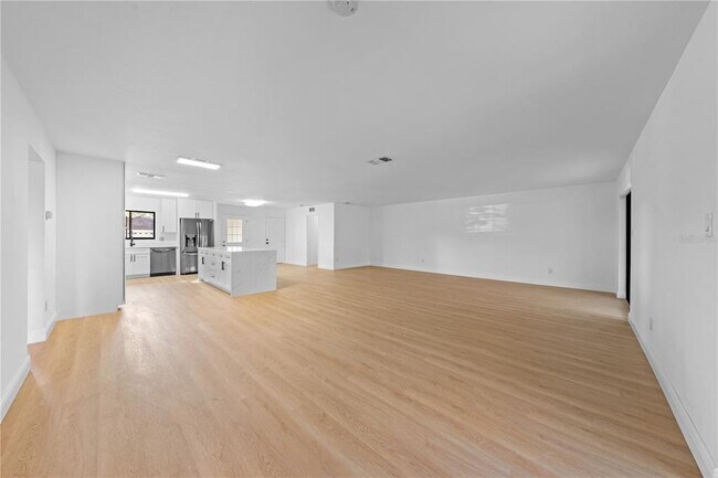 Building Photo - 5003 Gardengate Ln