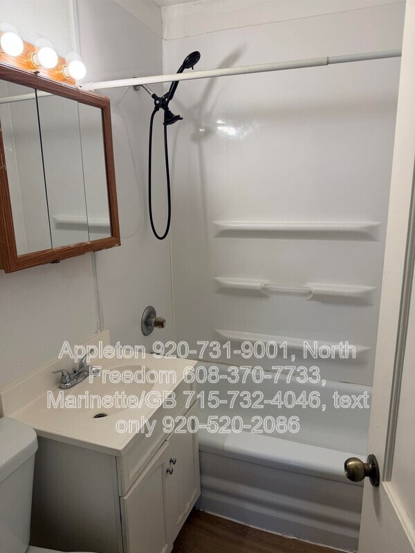 Building Photo - S7559 US-12