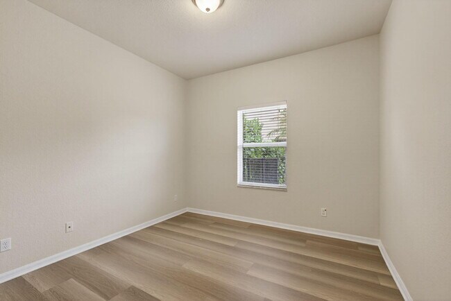 Building Photo - 136 Behring Way