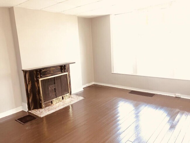 Building Photo - 1413 Wheeler St. Unit 1