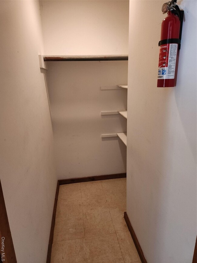 Building Photo - 63 Jefferson Rd