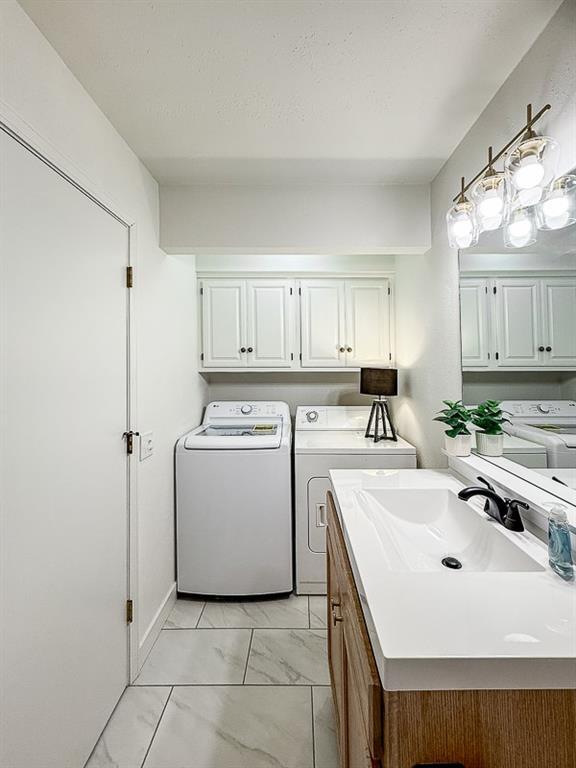 Building Photo - 16 Estes Dr