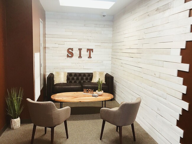 Building Photo - Live the U32 Lifestyle in this 4 Bedroom 2...