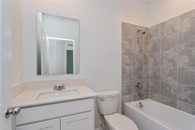 Building Photo - 3227 Laurent Lp