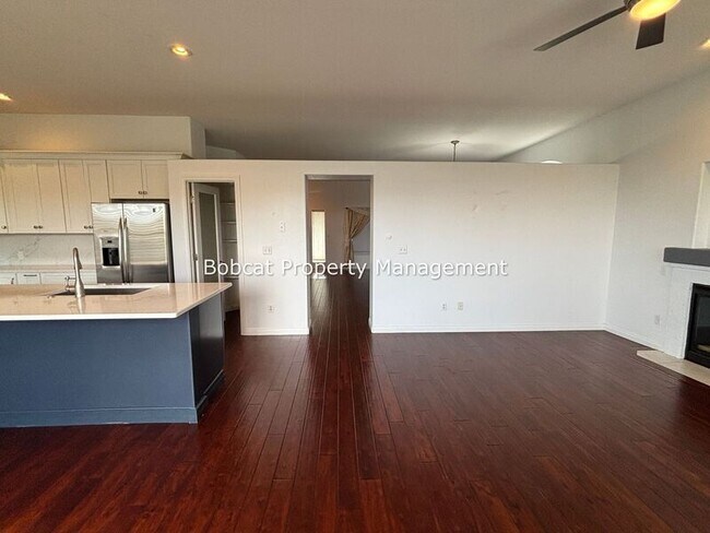 Building Photo - 1626 Evergreen Dr