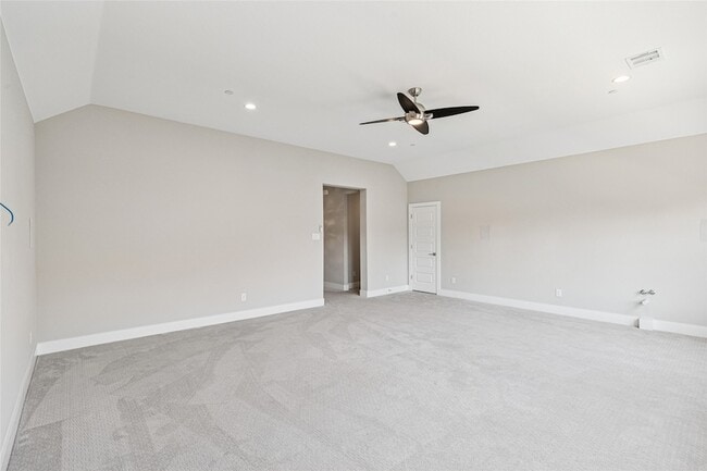 Building Photo - 916 Savannah Trl