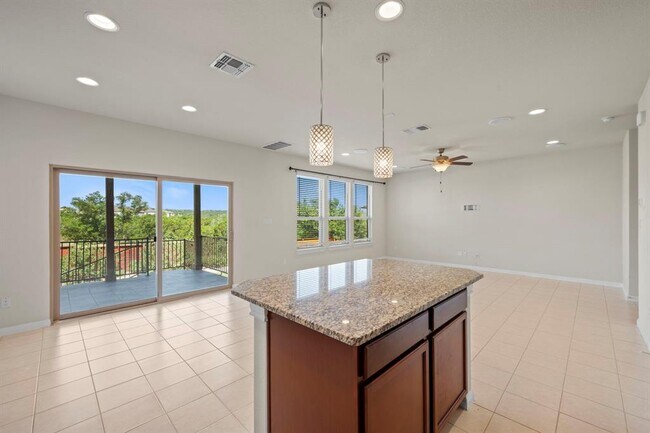 Building Photo - 5406 Traviston Dr