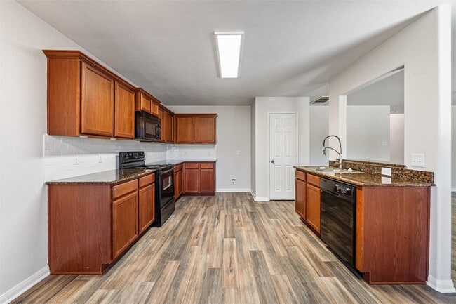 Building Photo - 188 Dodge City Trail