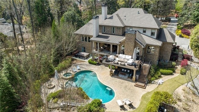 Building Photo - 5265 Peachtree Dunwoody Rd NE