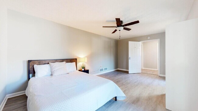 Building Photo - Live in Bedford Estates, a 2-minute drive to the transit stop S Hairston Rd & Manly Ct.