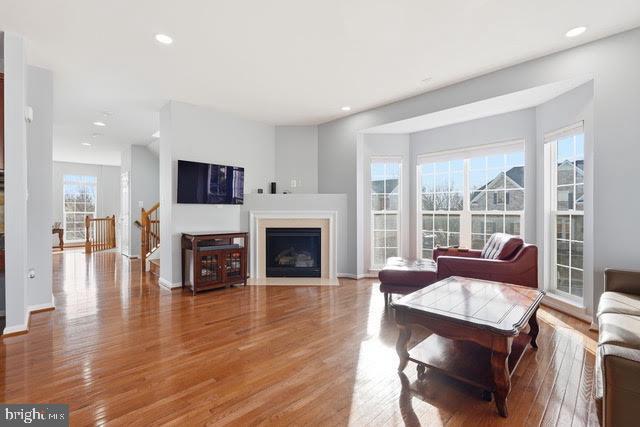 Building Photo - 43281 Goosefoot Square