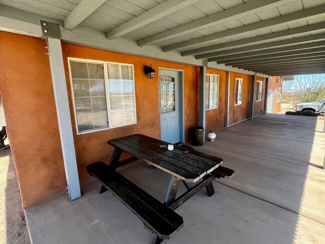 Building Photo - Charming 3-Bedroom Home for Rent in Lander...