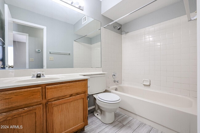 Building Photo - 9208 W Gary Rd