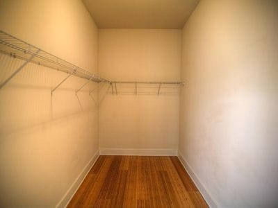 Large walk-in closet - 924 Garrett St