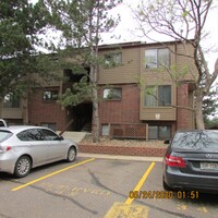 Building Photo - 420 Wright St