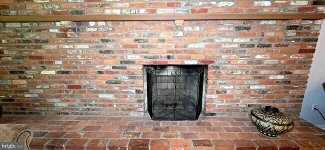 Building Photo - 1526 Palm Ct