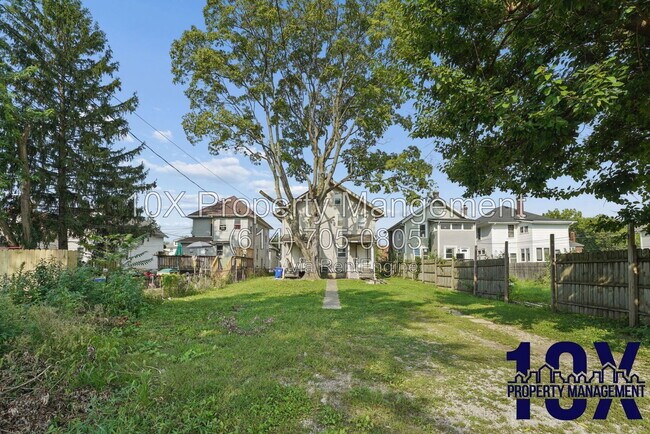Building Photo - 130 S Richardson Ave