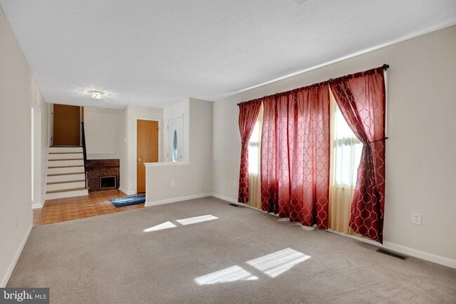 Building Photo - 37245 E Spicer Dr