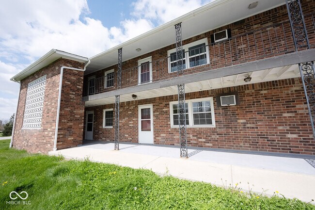 Building Photo - 140 Maple Park Dr