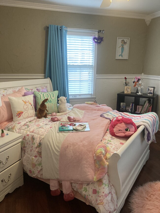 Building Photo - 5122 W 50th Terrace